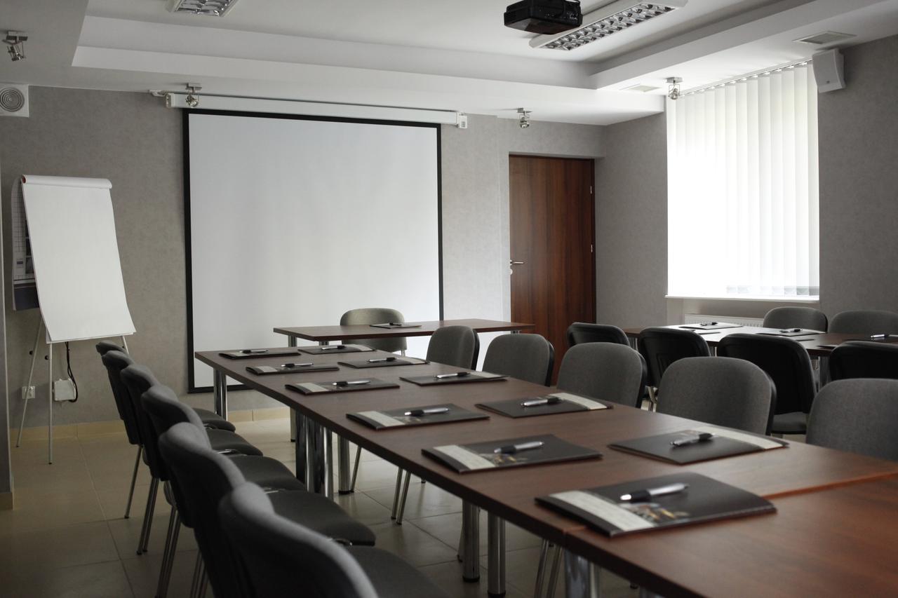 Hotel Iskra Radom Pokoj fotografie
