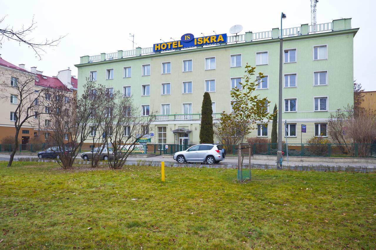 Hotel Iskra Radom Pokoj fotografie